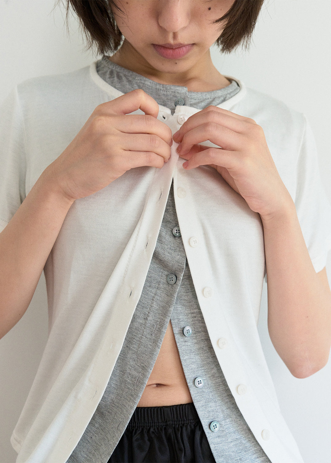 Cardigan Tee (Gray)