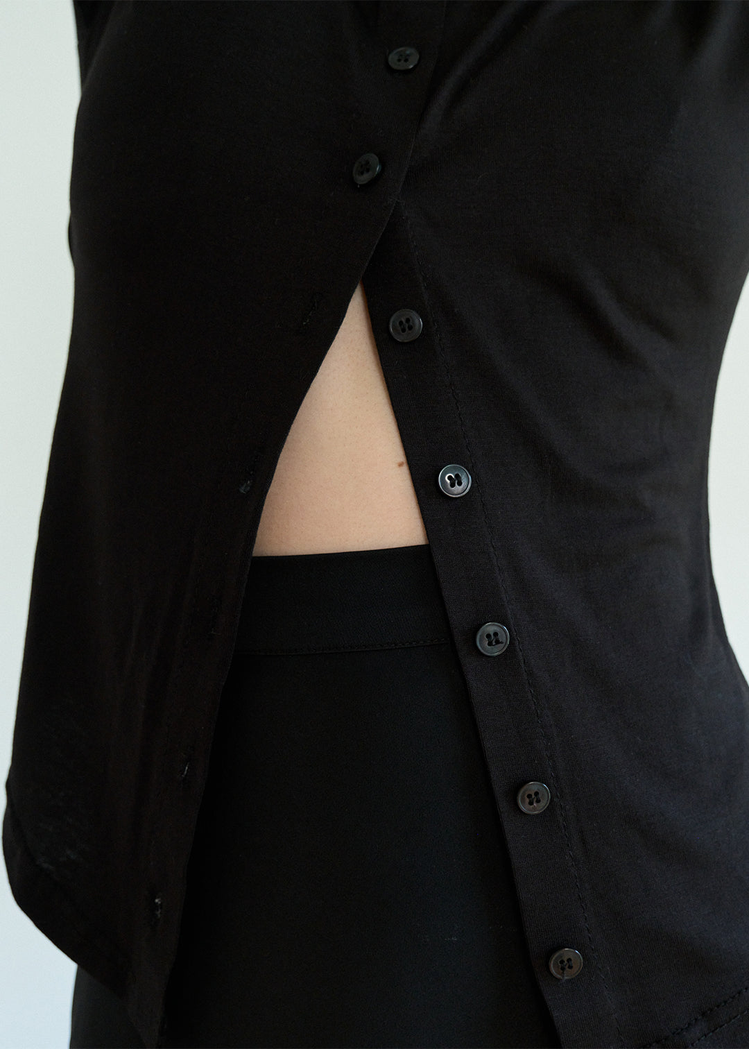 Cardigan Tee (Black)