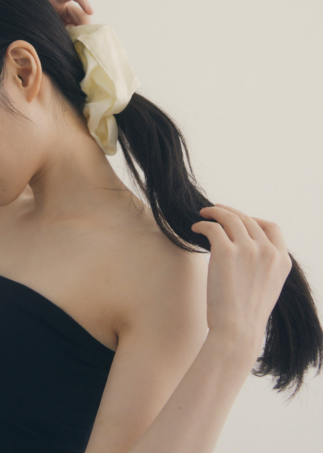 Silk Voluminous Scrunchie (Ivory)