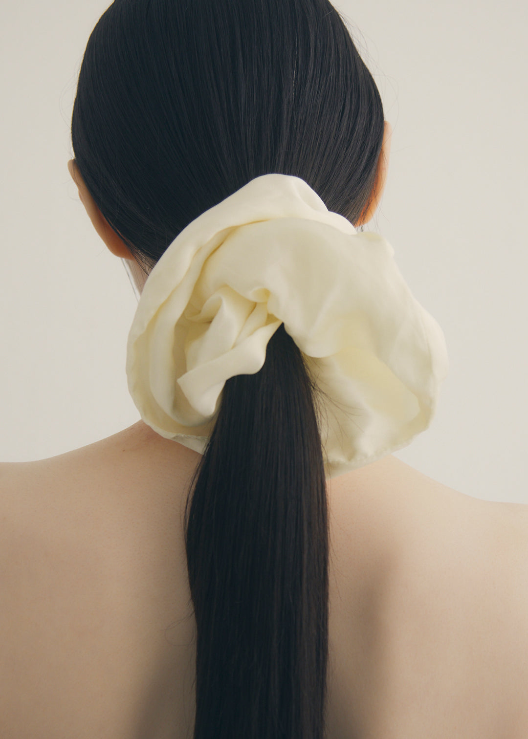 Silk Voluminous Scrunchie (Ivory)