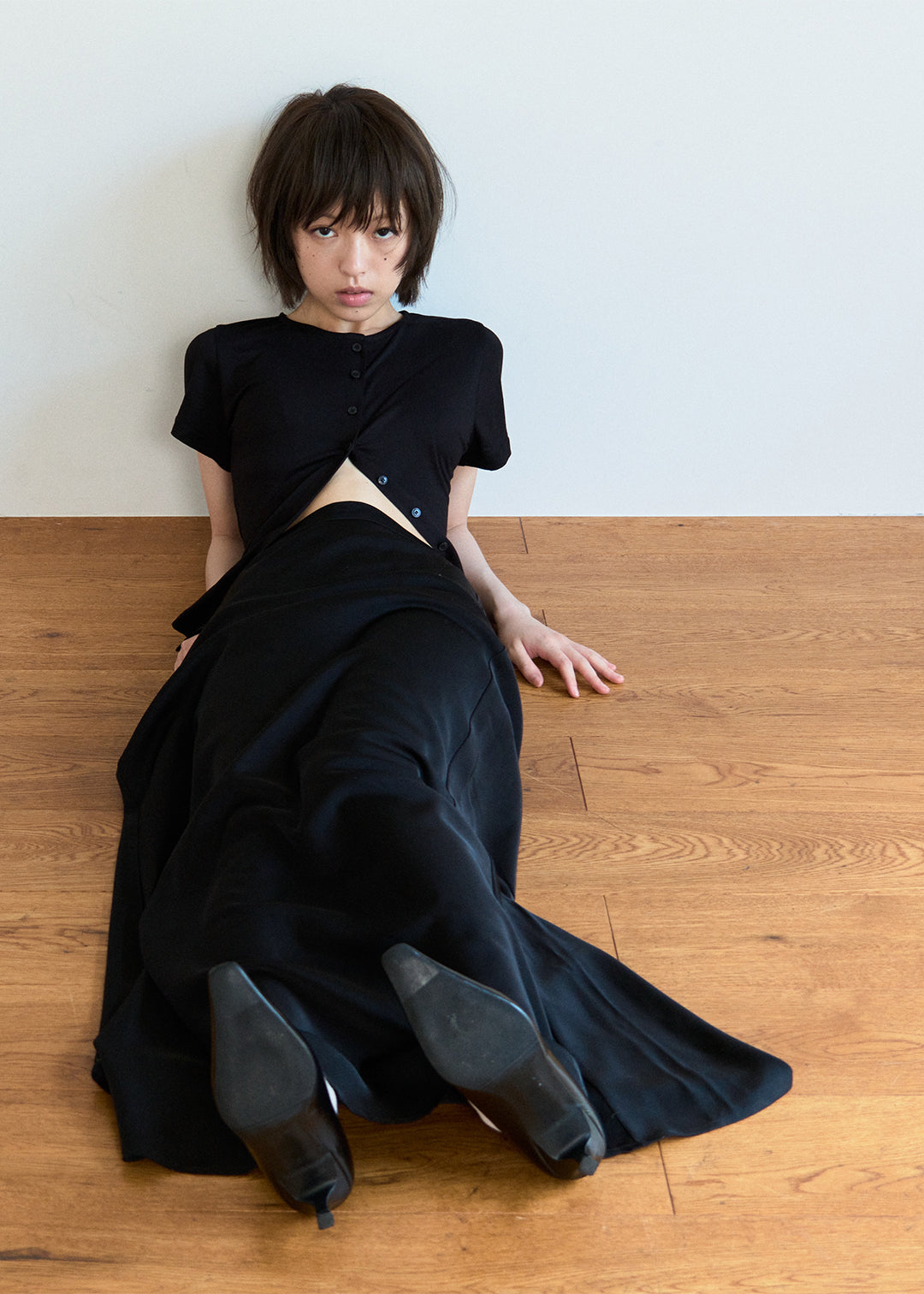 Cardigan Tee (Black)