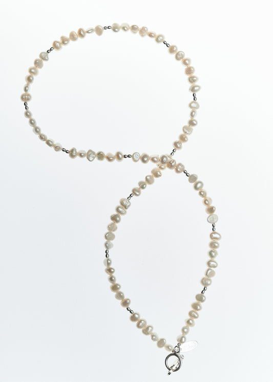 Sensual Pearl Necklace