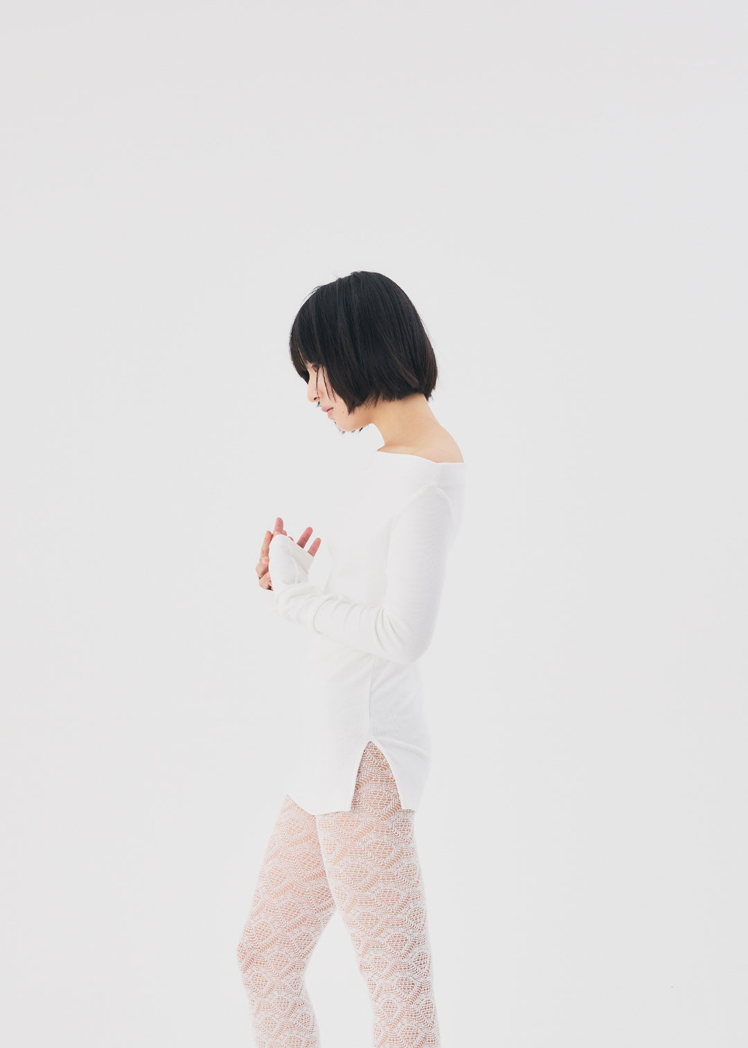 【NEW】2Way Slit Top (Ivory)