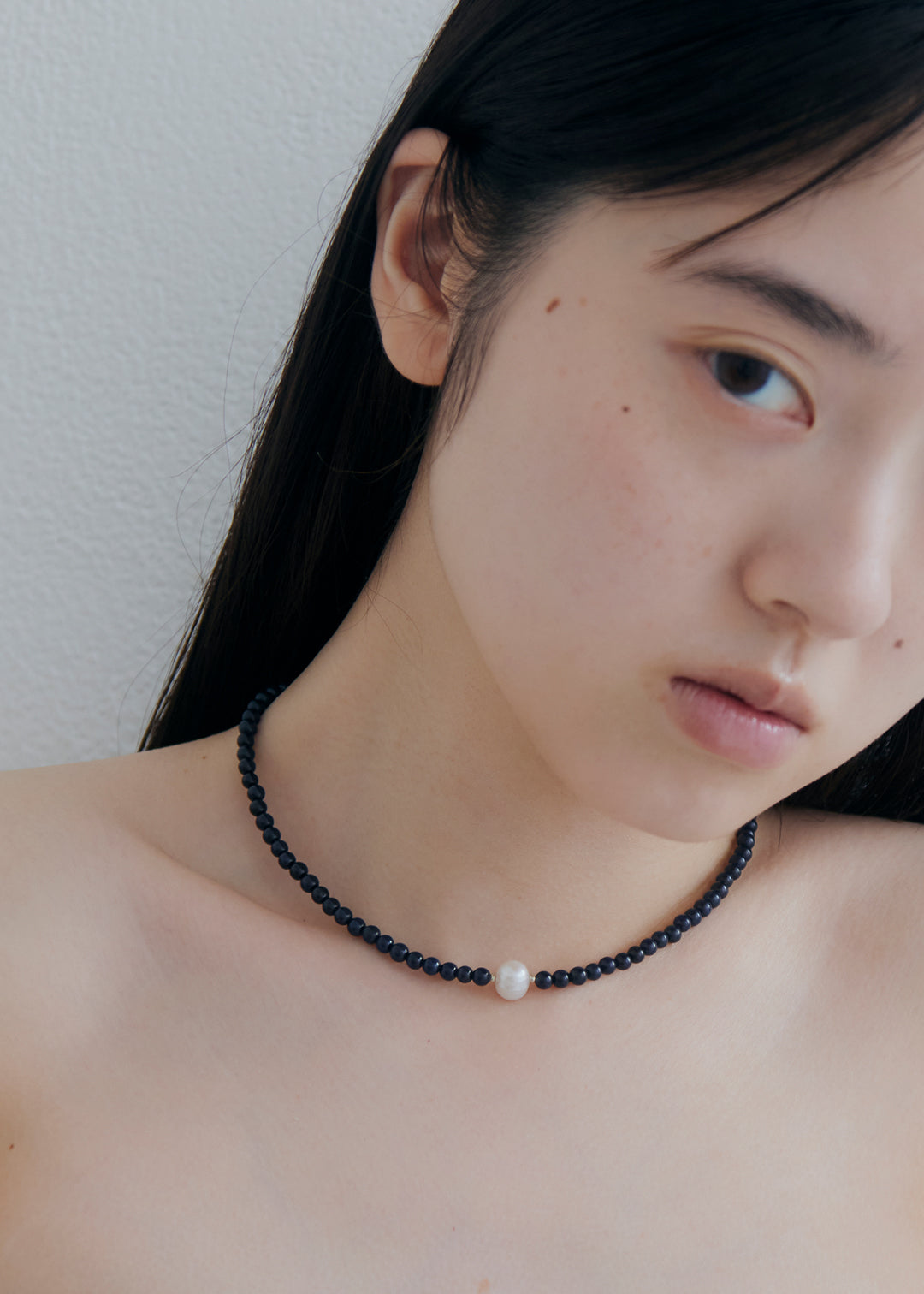 Gemstone × Fresh Water Pearl Surgical Choker