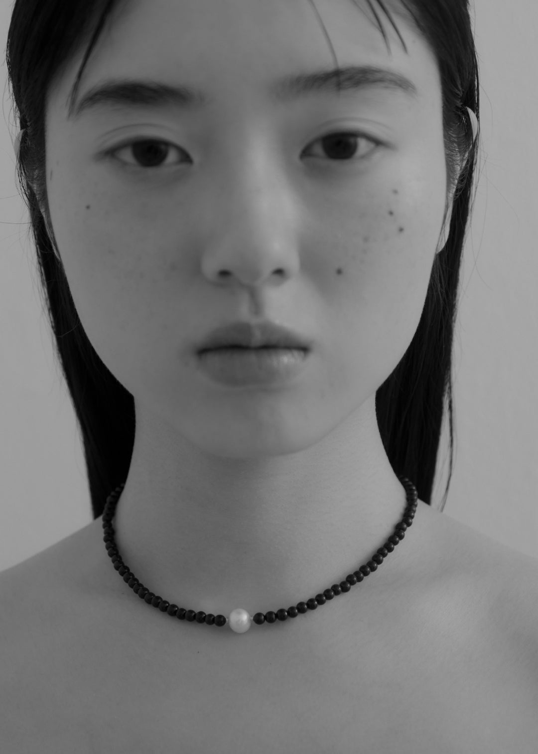 Gemstone × Fresh Water Pearl Surgical Choker