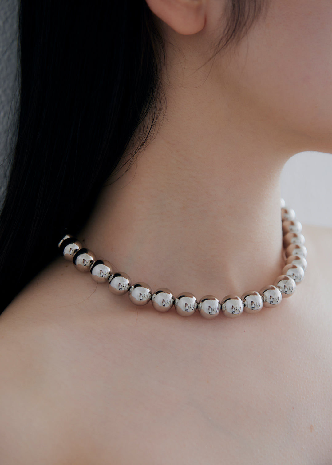 Metal Orb Collar