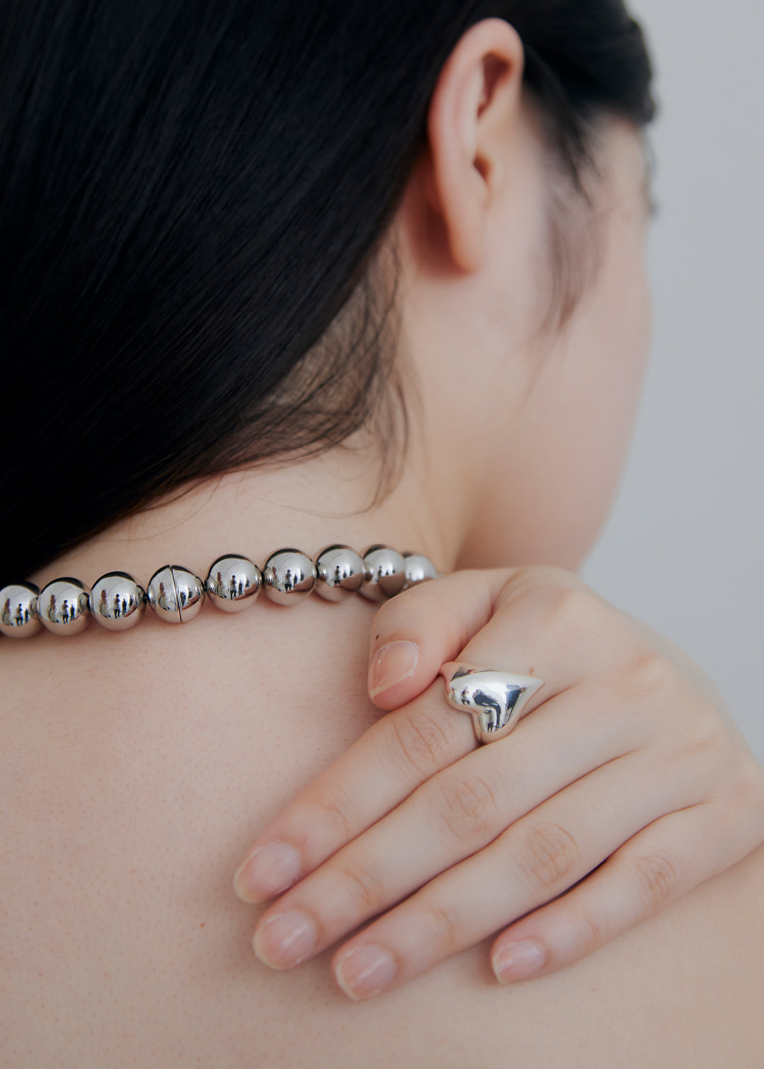 Metal Orb Collar