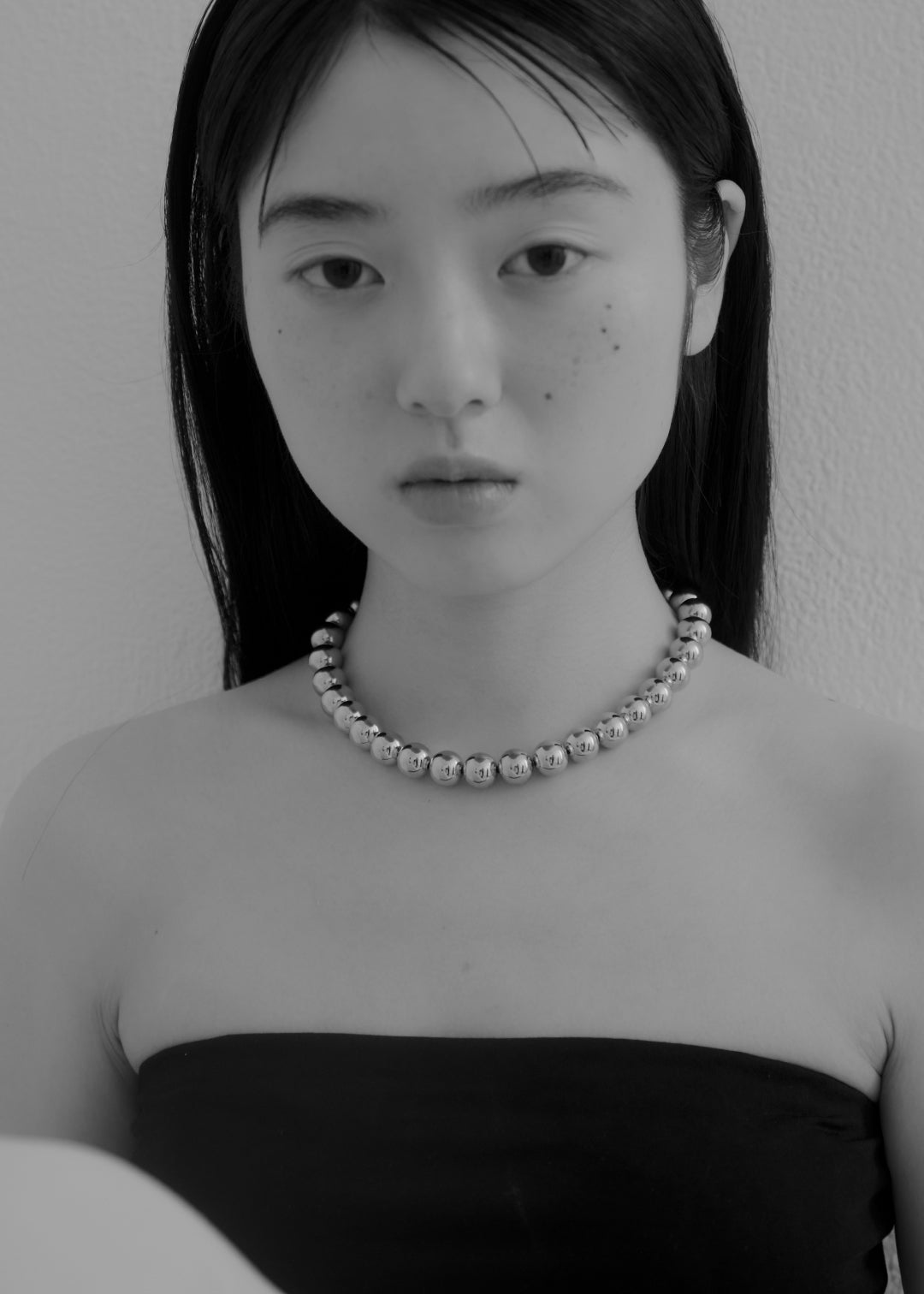 Metal Orb Collar