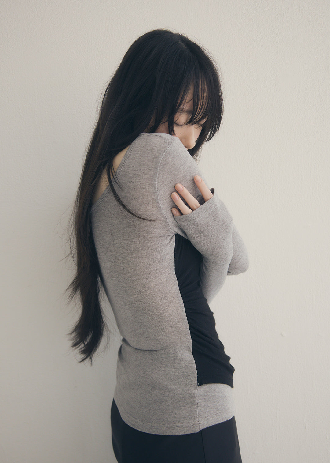 SoftTouch Cami Top (Gray×Black)