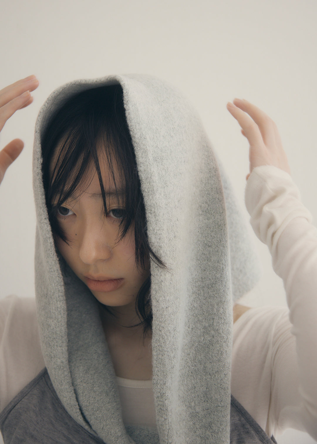 Wool Knit Scarf (Gray)