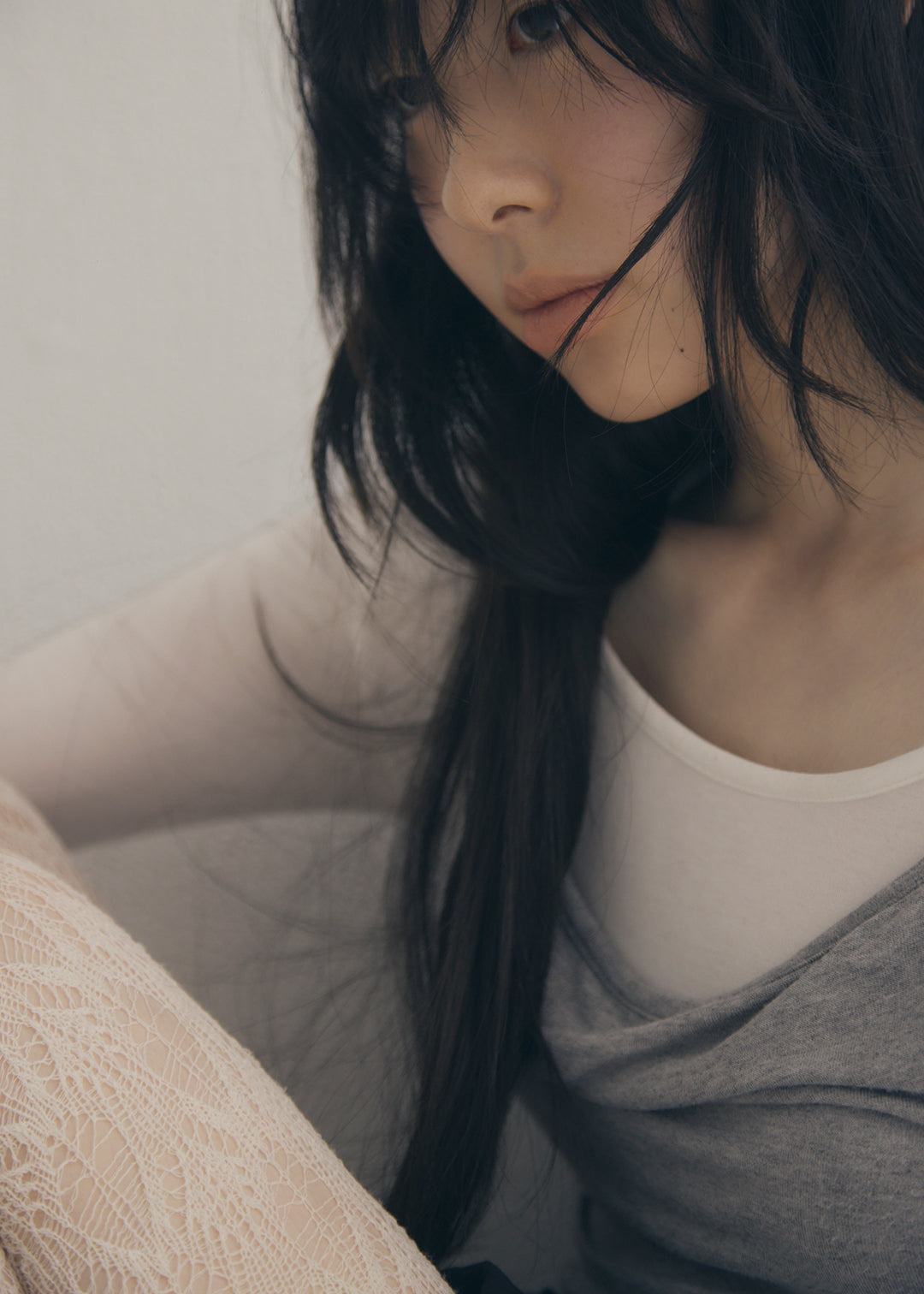 SoftTouch Cami Top (Ivory×Gray)
