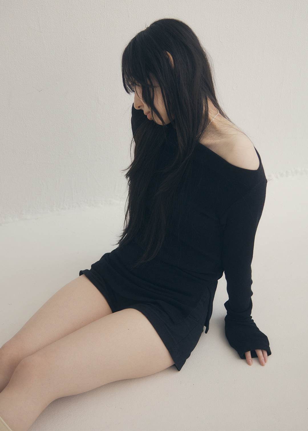 2Way Slit Top (Black)