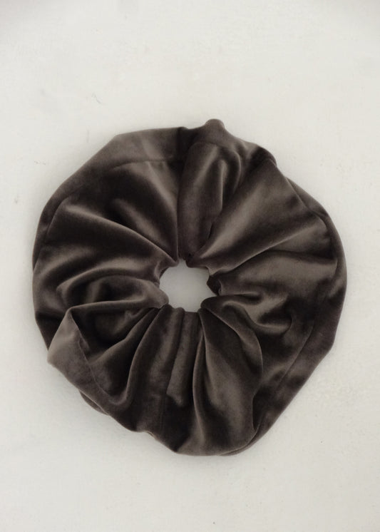 Velours Voluminous Scrunchie