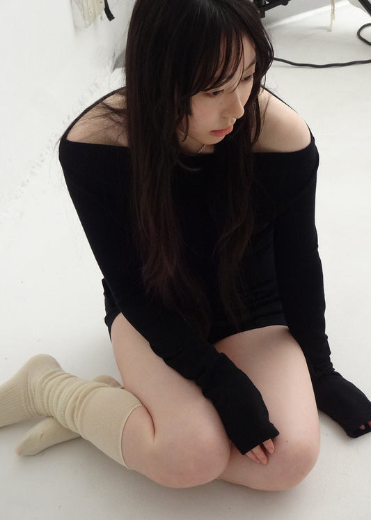 2Way Slit Top (Black)