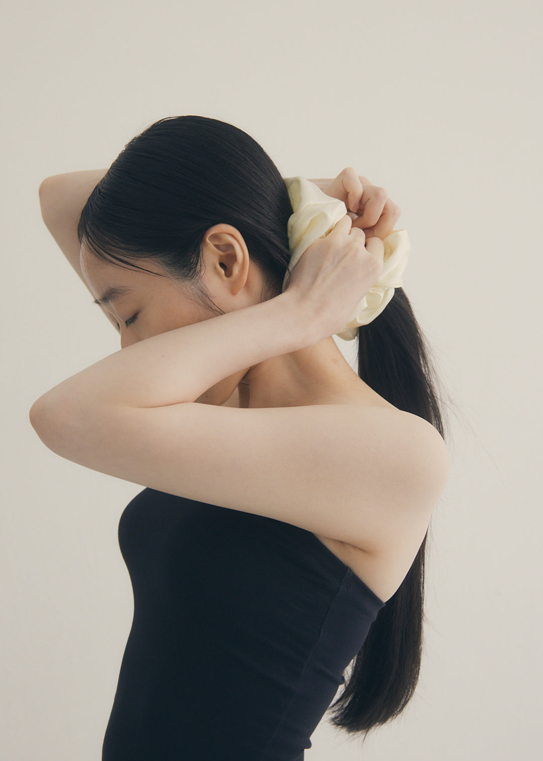 Silk Voluminous Scrunchie (Ivory)