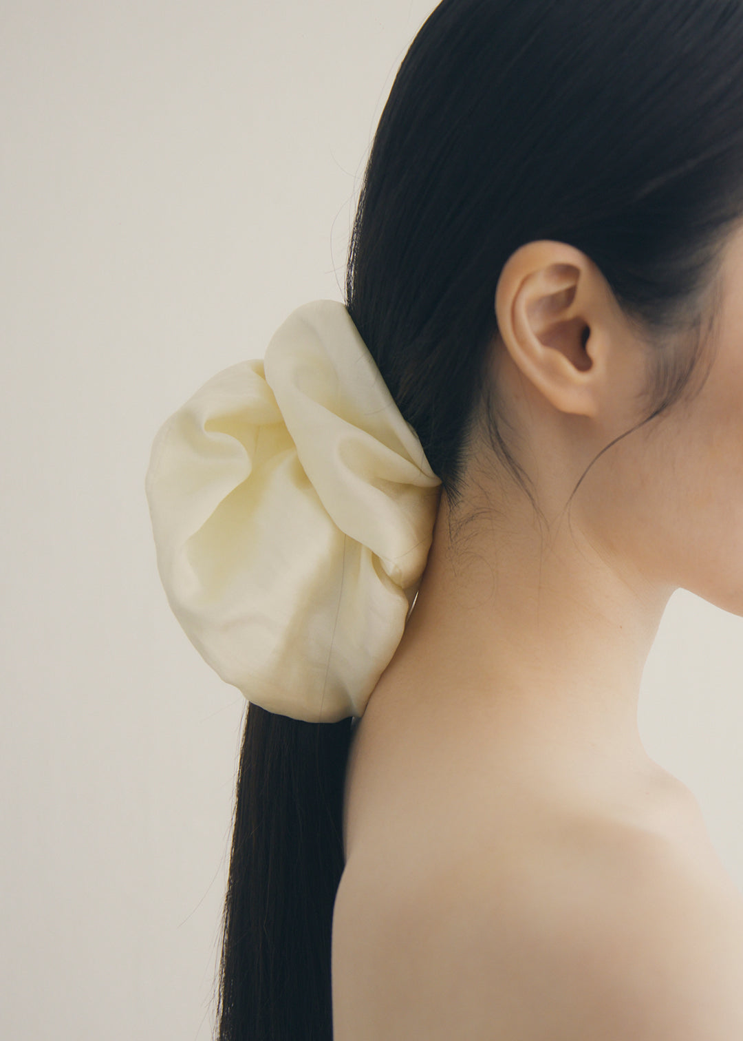 Silk Voluminous Scrunchie (Ivory)