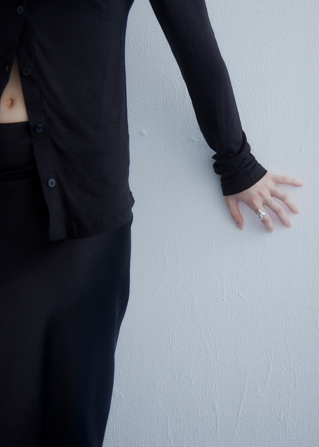 Tendawool Cardi (Black) – COMME SI STUDIO