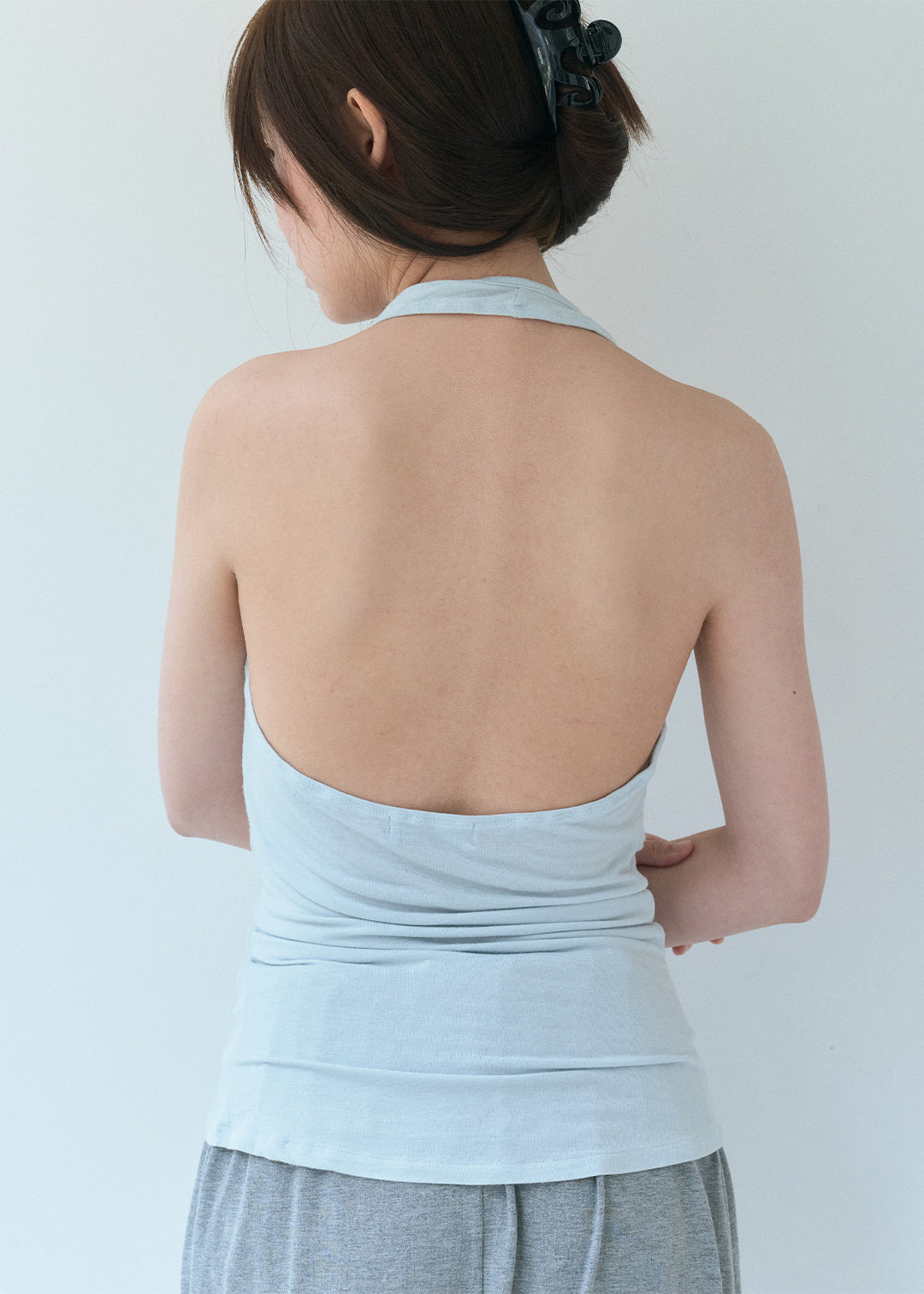 【6/20(Sat) 12:00】Sensual Halterneck Top (Skyblue)
