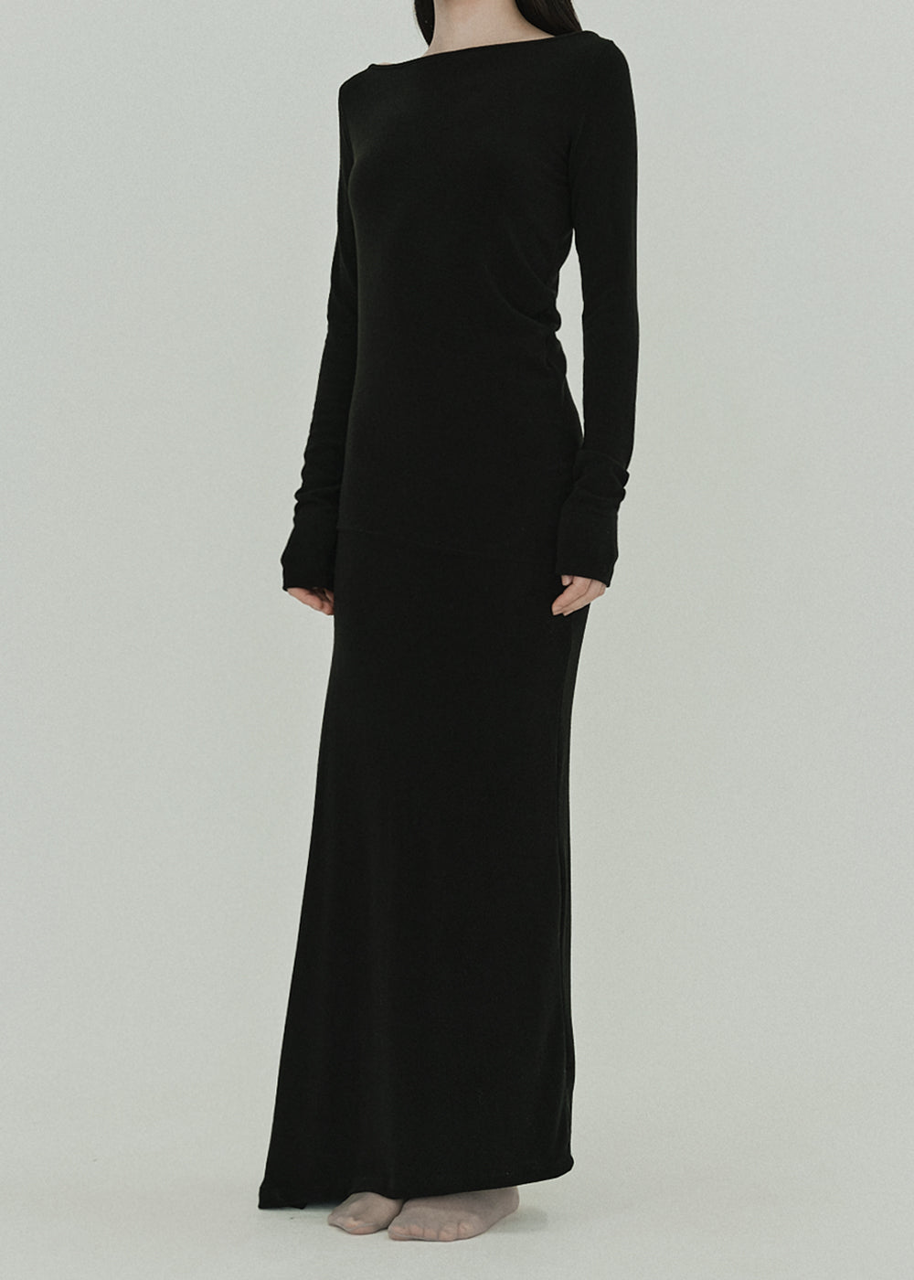 【RESTOCK】Flow Line Dress (Black)