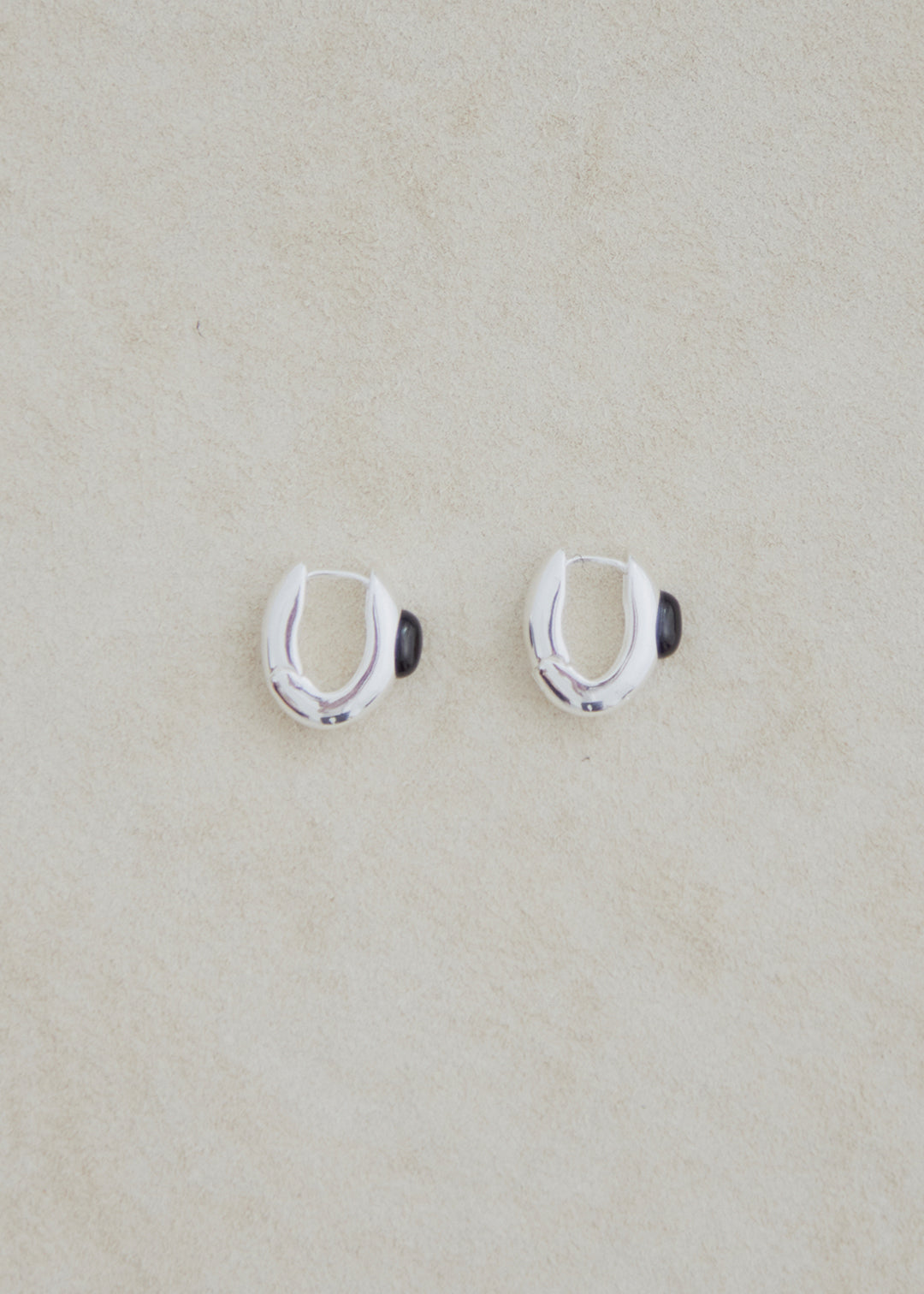 Onyx Hoop Pierce