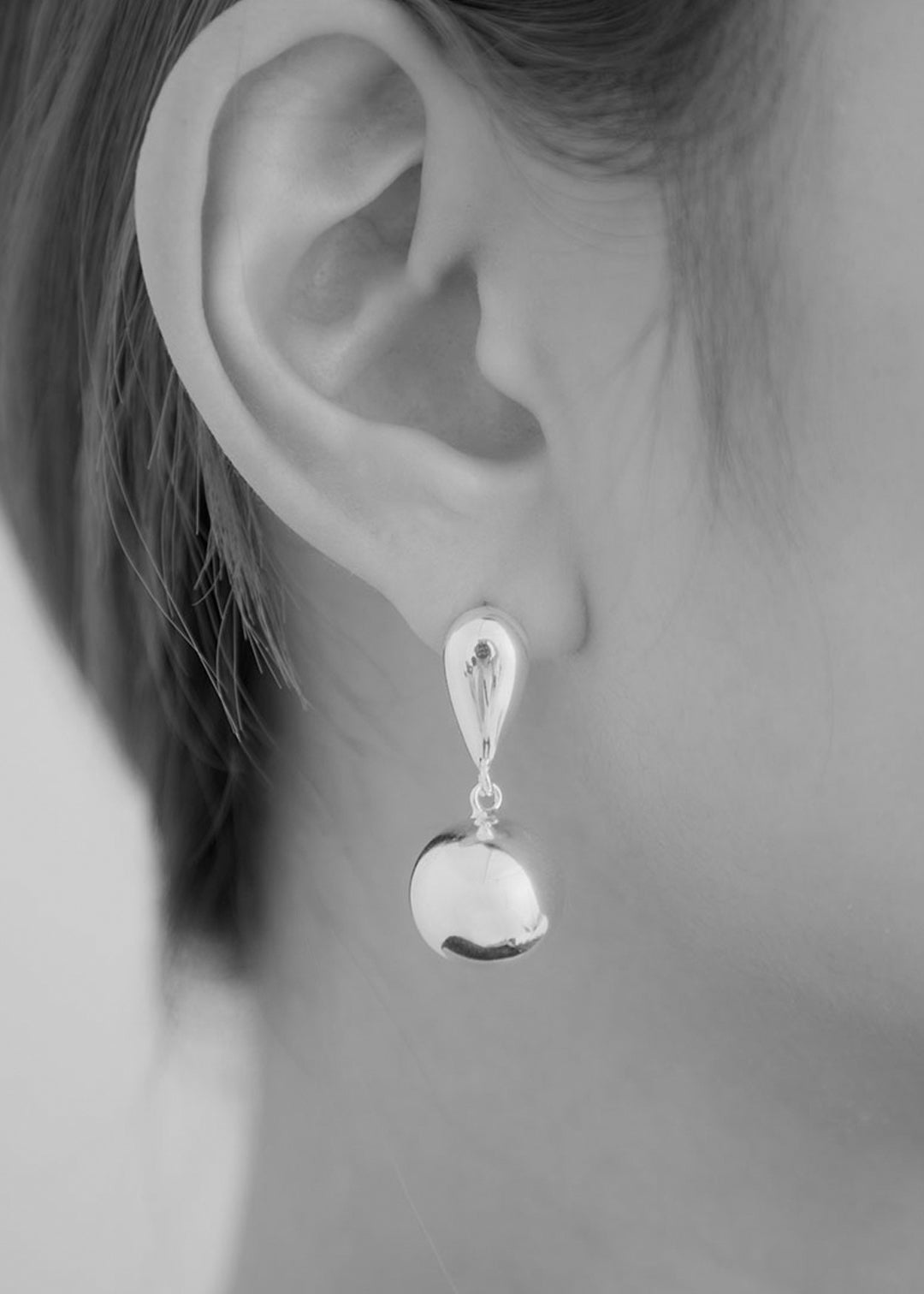 【Silver 925】Swaying Ball Pierce